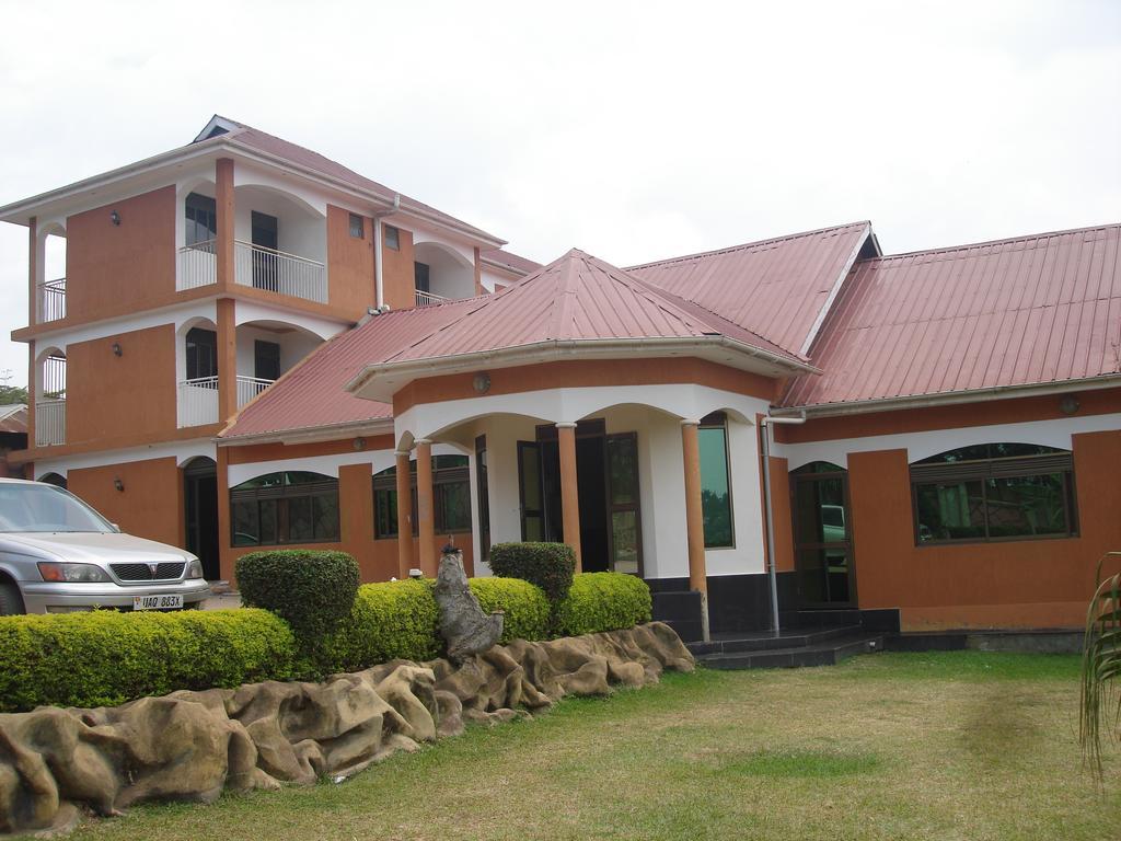 Rays Hotel Mbarara Zewnętrze zdjęcie
