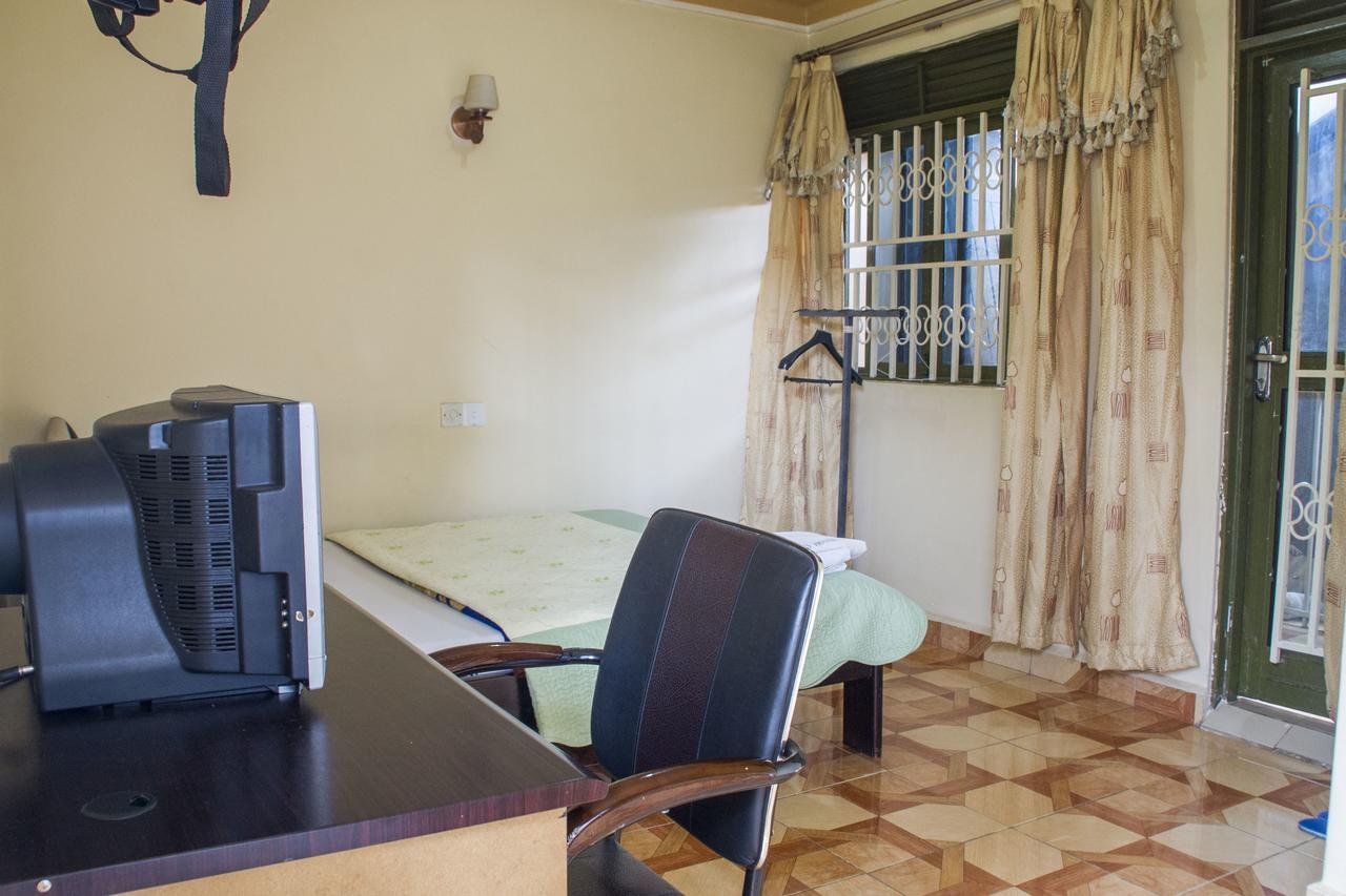 Rays Hotel Mbarara Zewnętrze zdjęcie